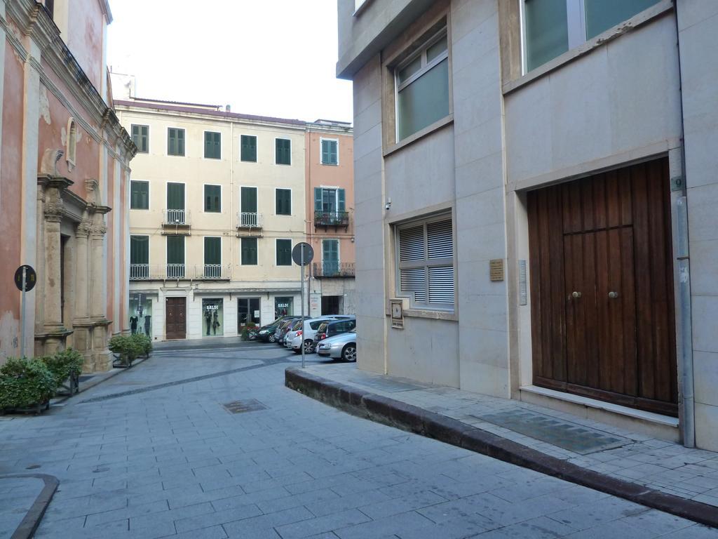 סאסארי Il Castello Guest House מראה חיצוני תמונה